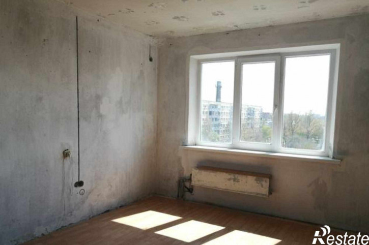 2-комн квартира Вятская улица, 49