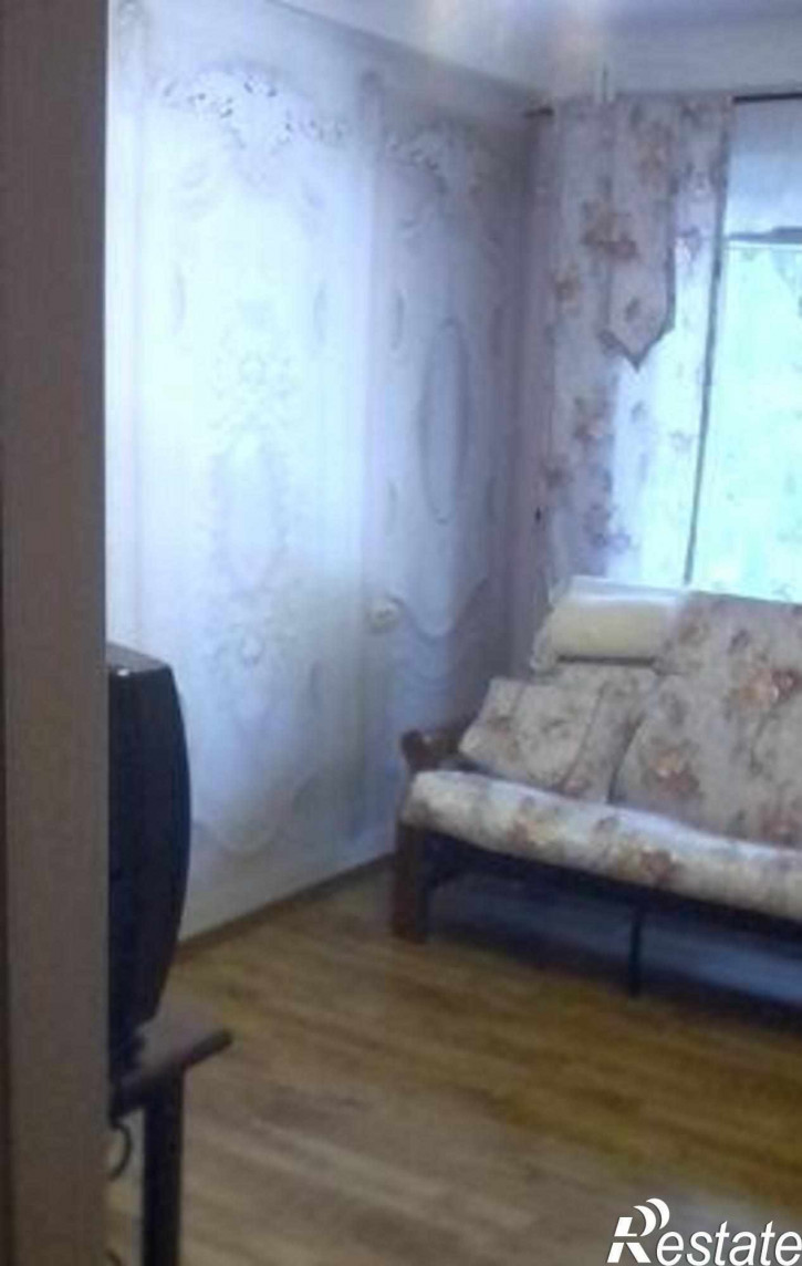 3-комн квартира проспект Стачки, 215/1