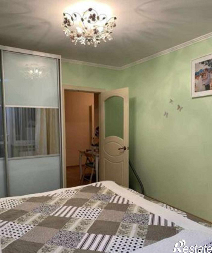 2-комн квартира улица Оганова, 27