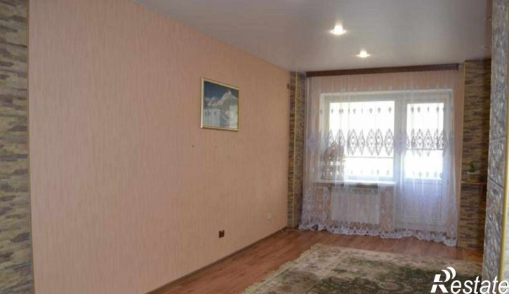 3-комн квартира бульвар Комарова, 12/1