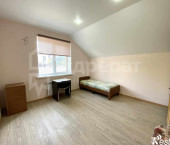 комната 150 кв м ул. Колесникова,  д.91