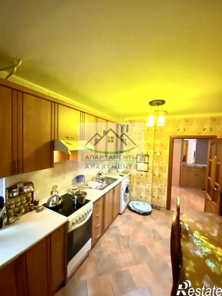3-комн квартира Пестова ул, 28