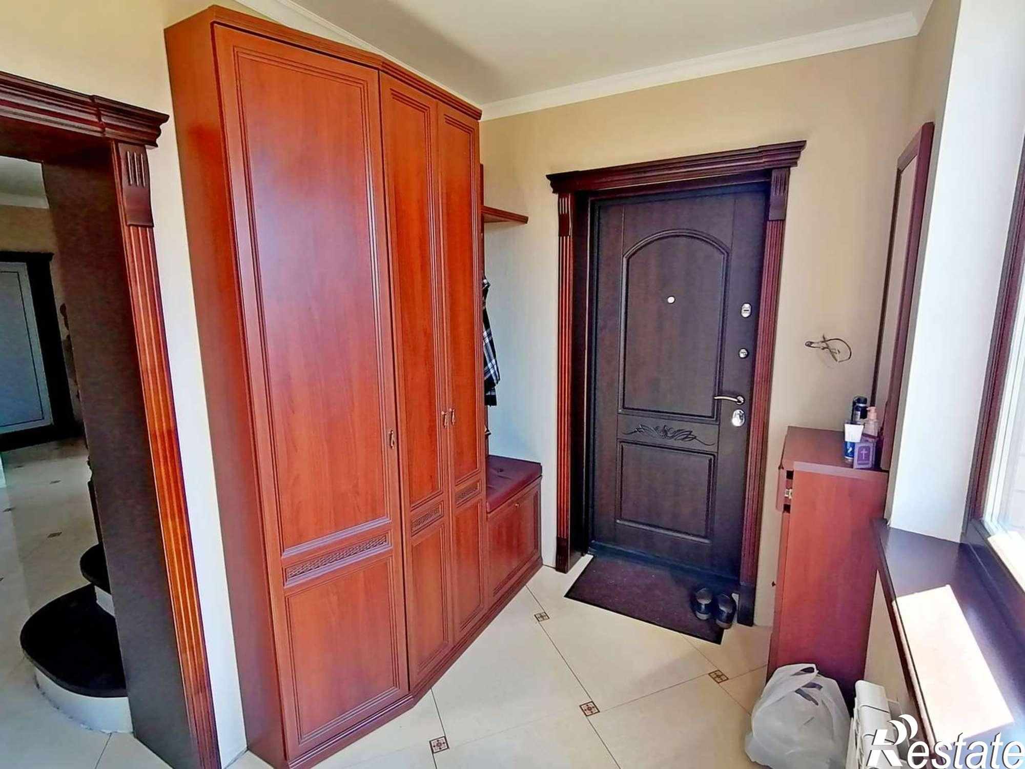 Купить дачу, дом, коттедж за 15 700 000 рублей на Хлебная улица