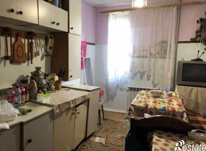 4-комн квартира Толстого улица, 50