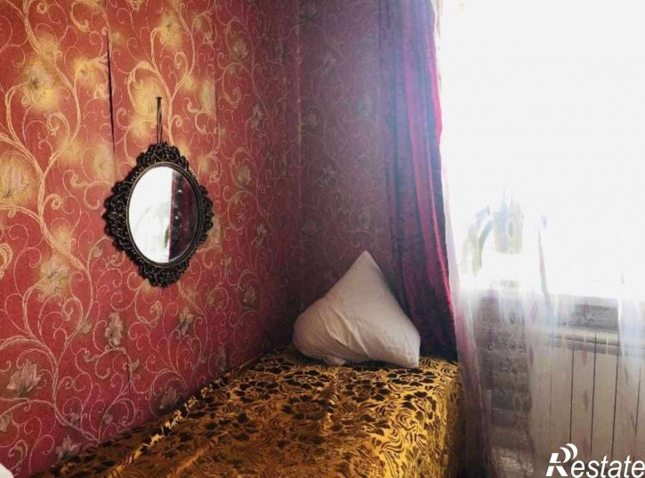 4-комн квартира Толстого улица, 50
