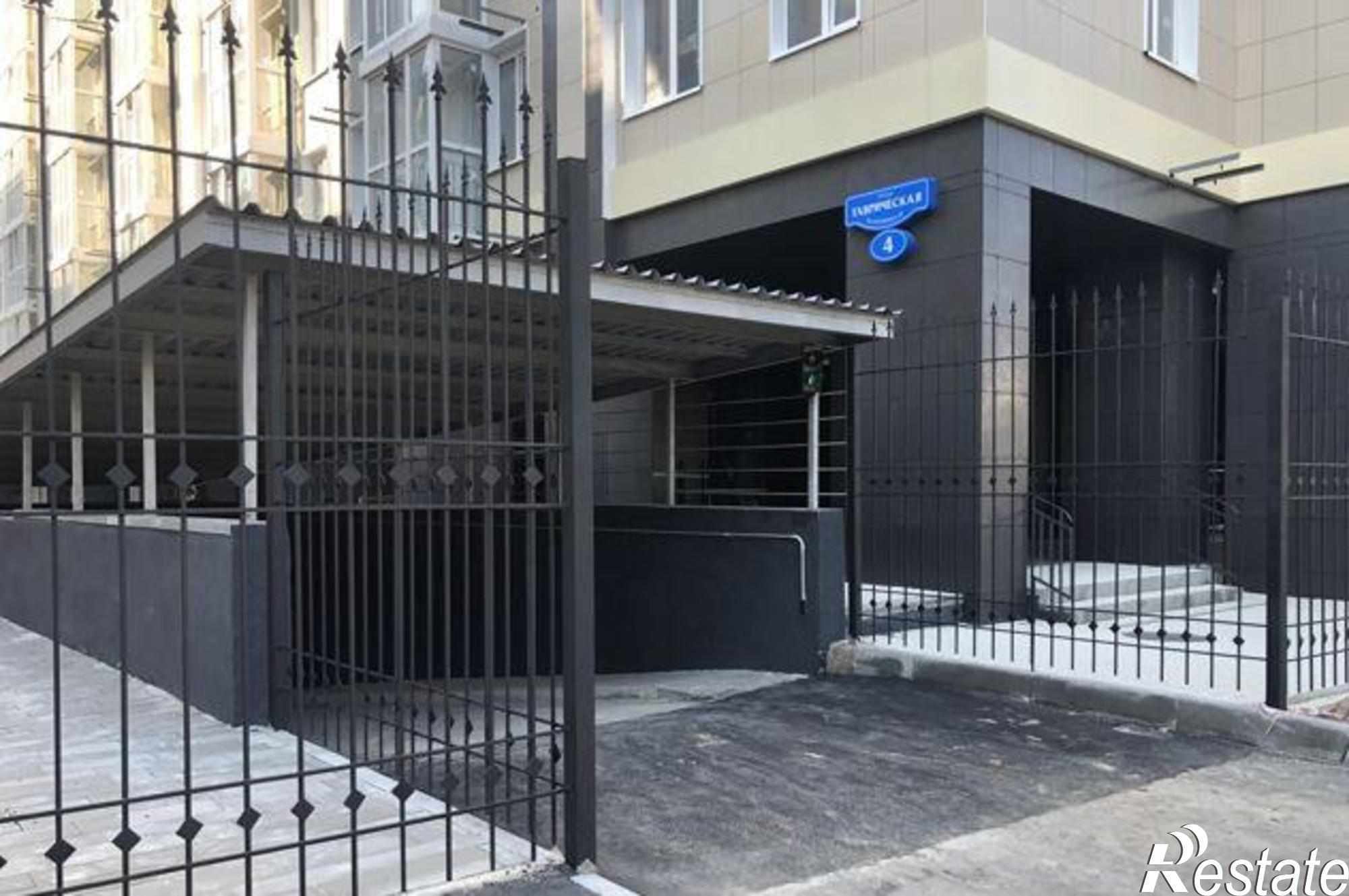 Купить квартиру за 3 750 000 рублей на Таврическая улица, 4