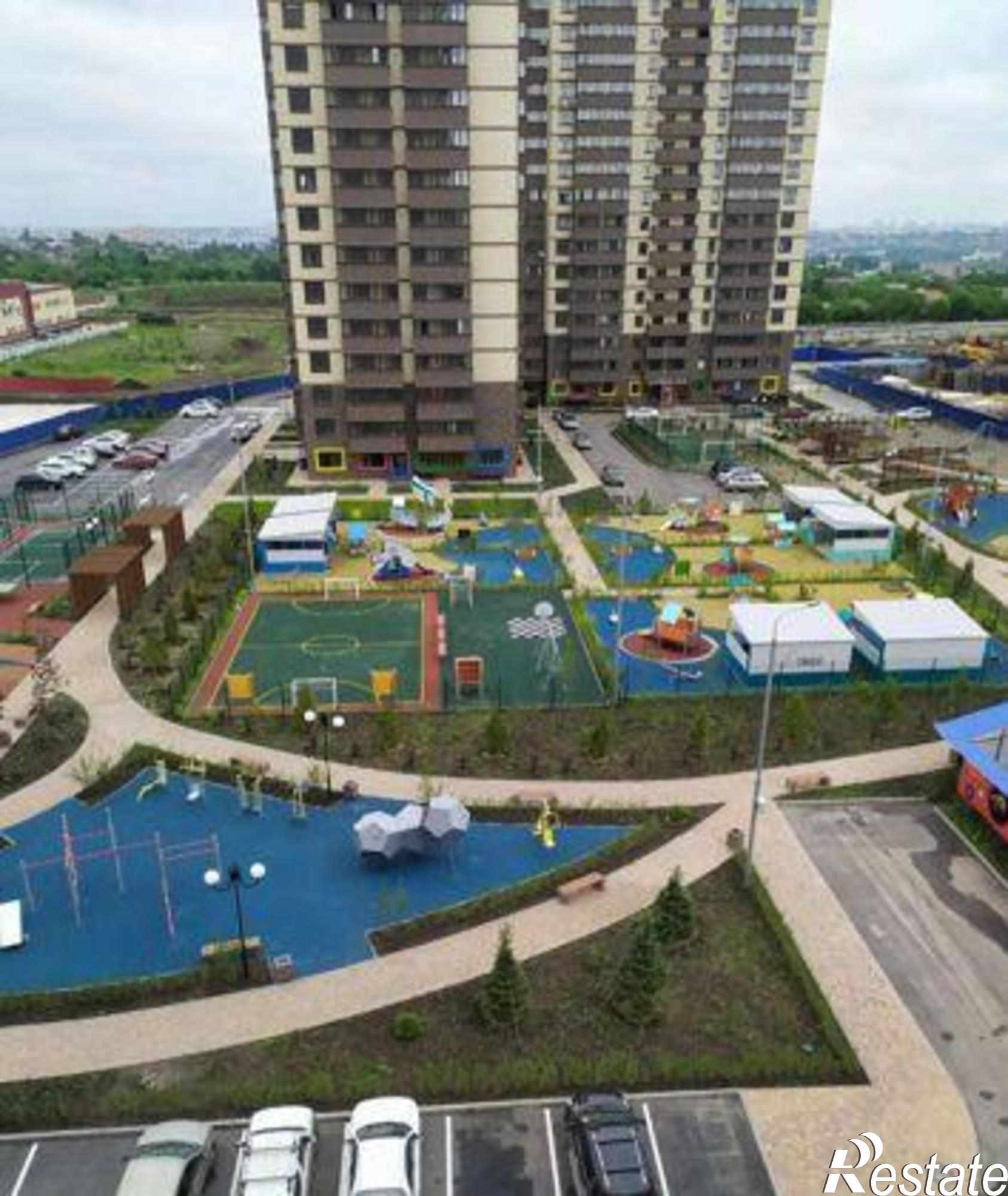 Купить квартиру за 2 400 000 рублей на улица Оганова, 20