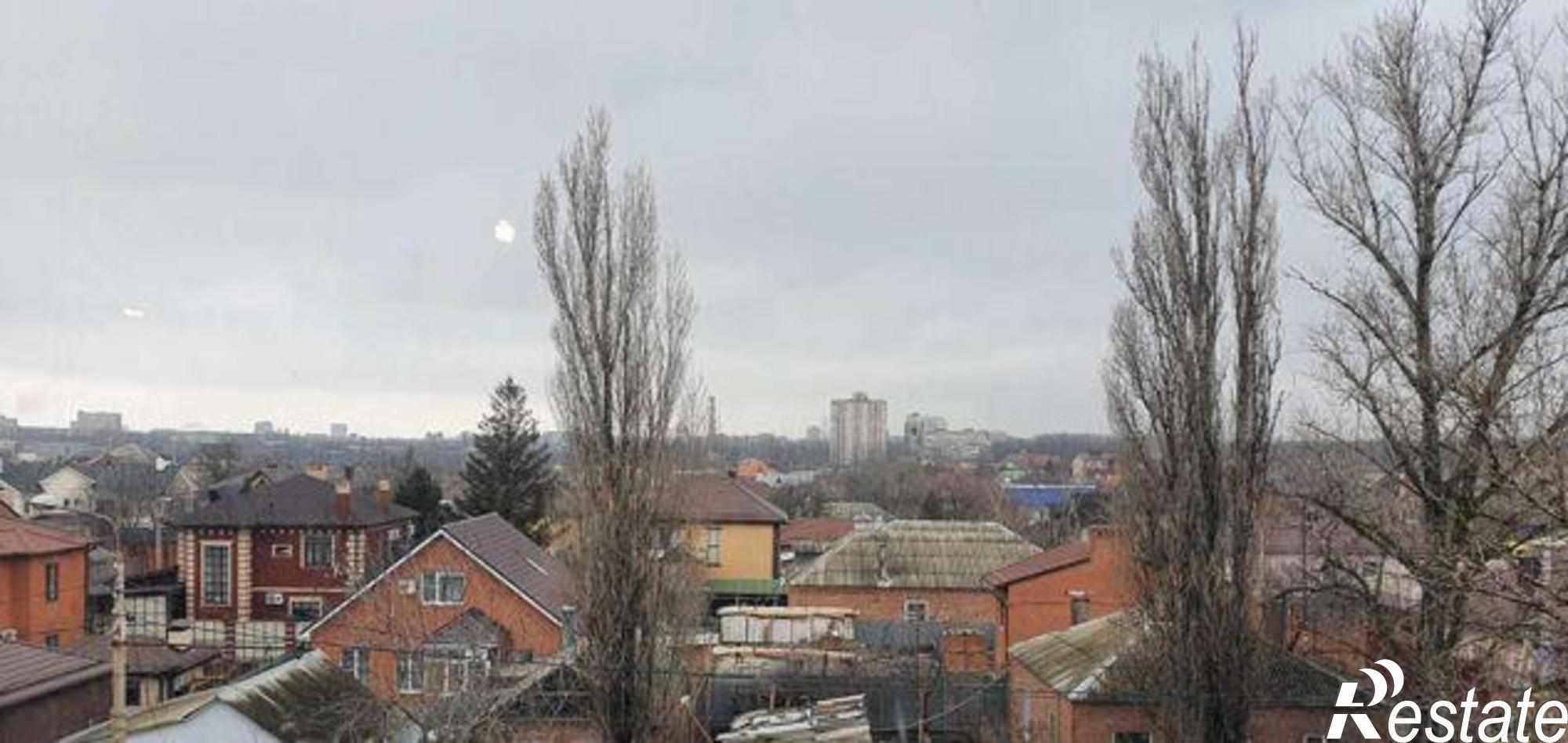Купить квартиру за 2 400 000 рублей на Днепропетровская улица, 8