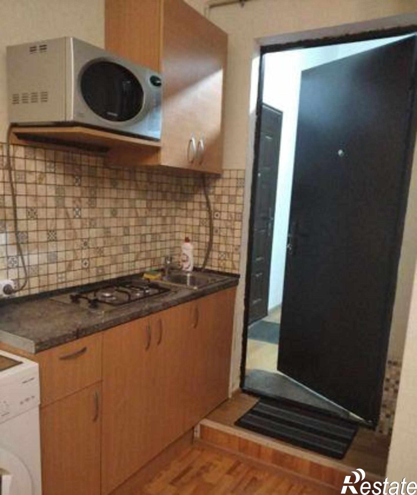 Купить квартиру за 1 550 000 рублей на Халтуринский переулок, 166