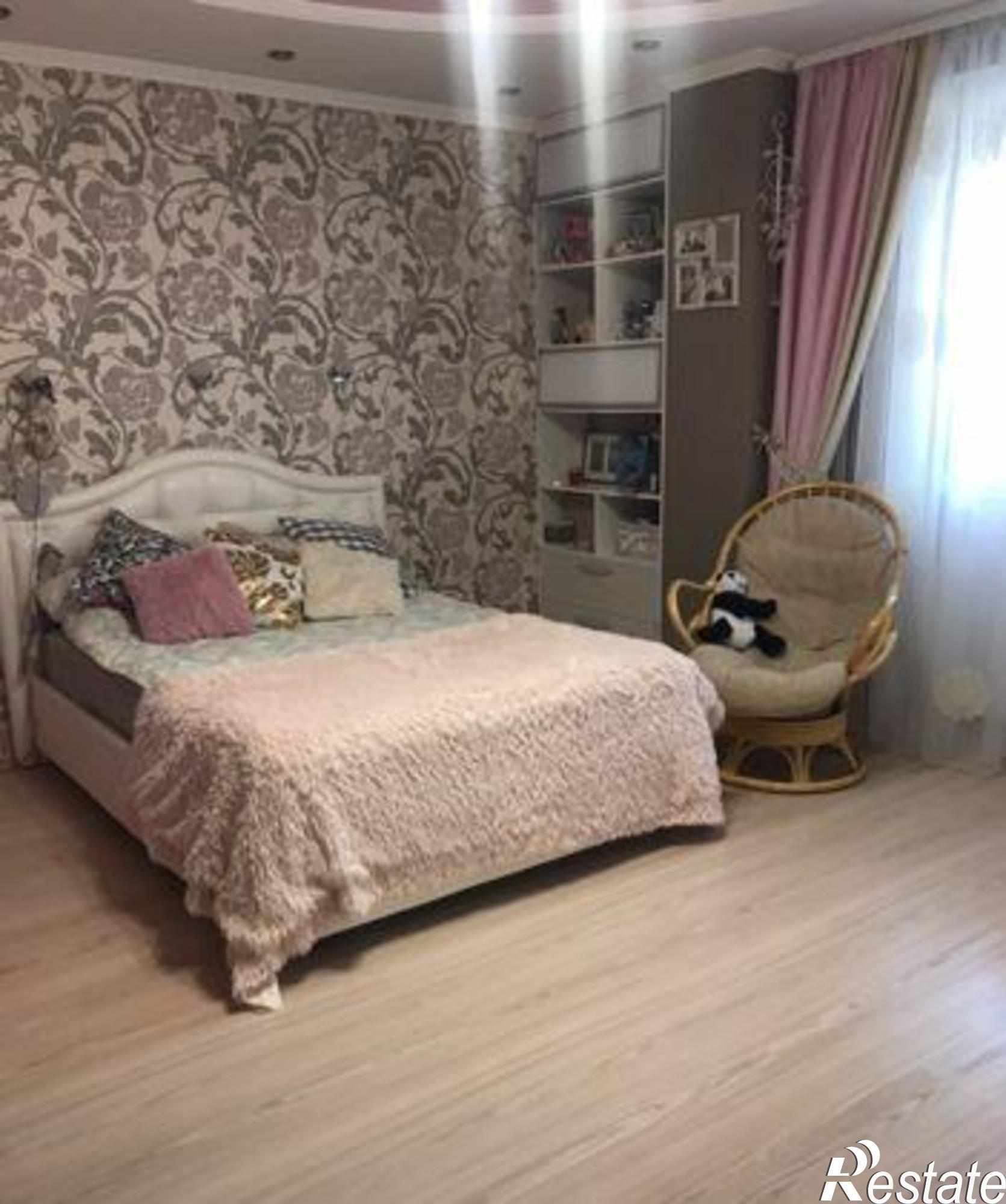 Купить квартиру за 7 990 000 рублей на улица Крупской, 82/2