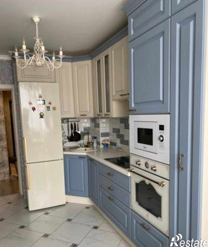 2-комн квартира Творческая улица, 5