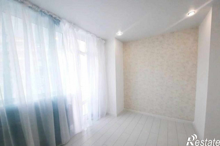 2-комн квартира бульвар Комарова, 1Ис3