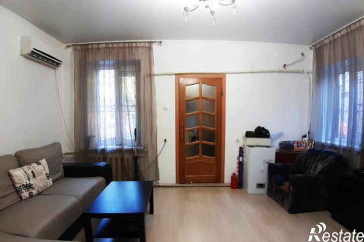 2-комн квартира улица 3-я Линия, 28