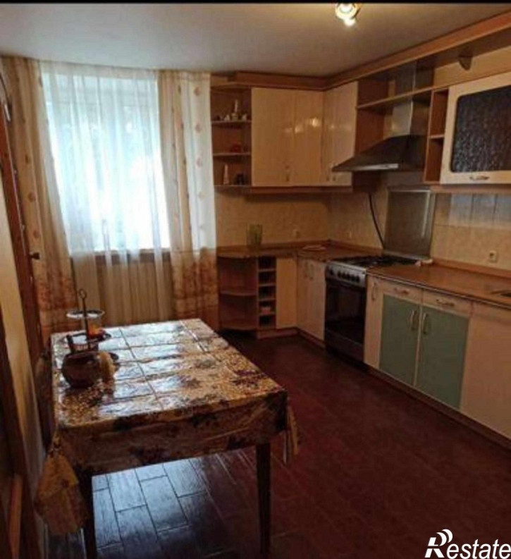 4-комн квартира 2-я Киргизская улица, 99