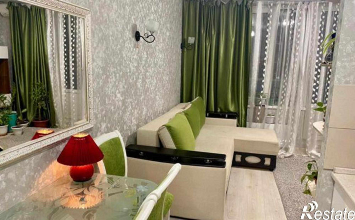 2-комн квартира улица Скачкова, 52