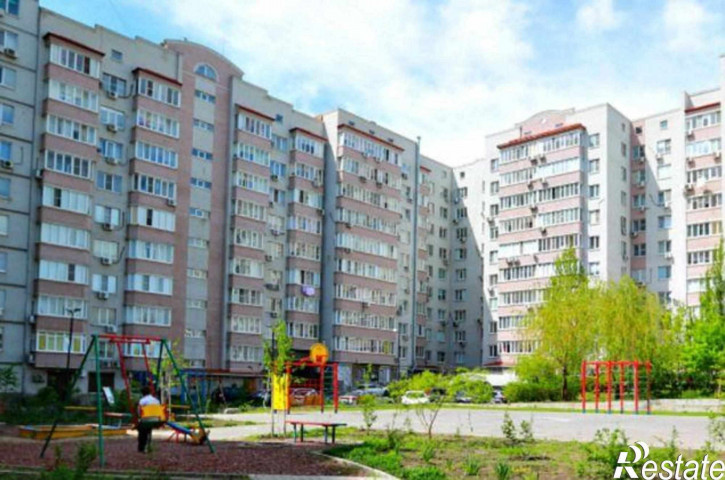 1-комн квартира улица Закруткина, 70/2