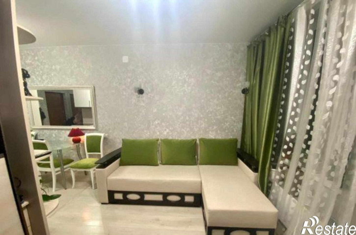 2-комн квартира улица Скачкова, 52