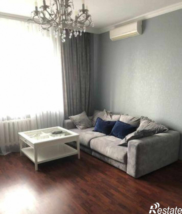 3-комн квартира бульвар Комарова, 28Б