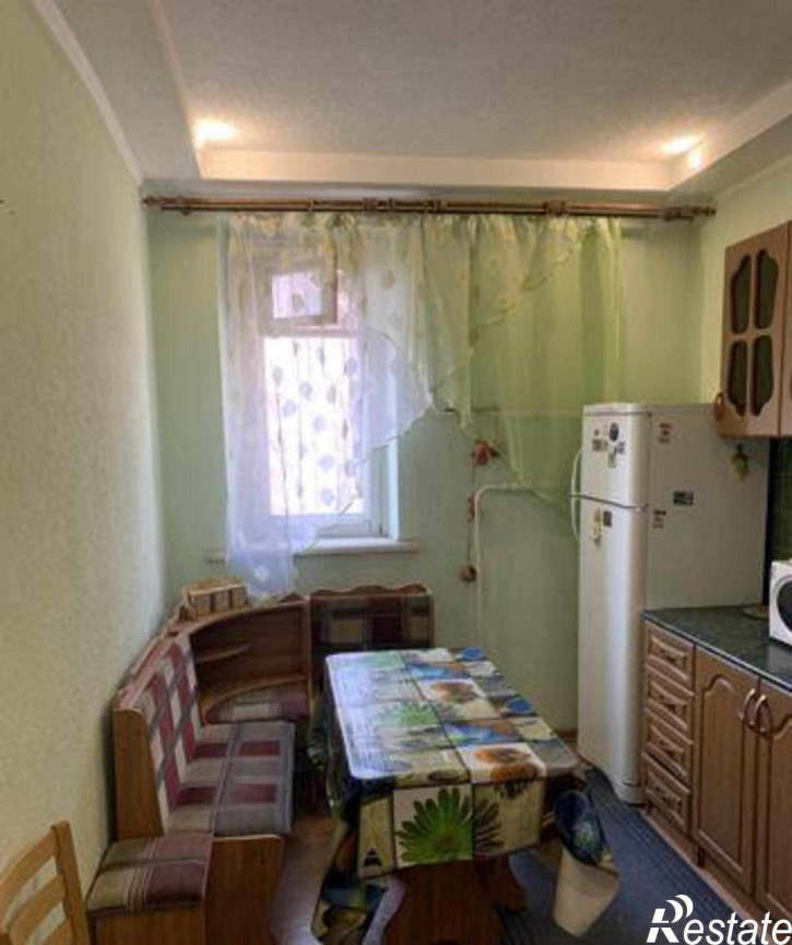 2-комн квартира улица 15-я Линия, 87