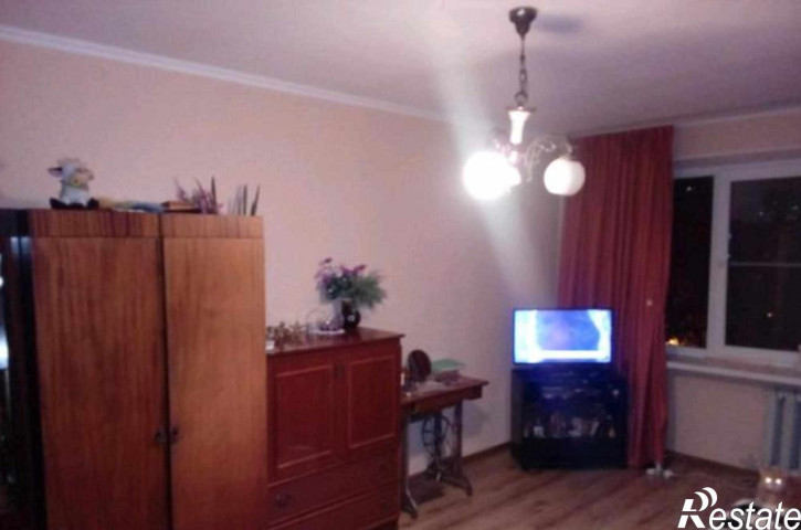 3-комн квартира улица Добровольского, 12