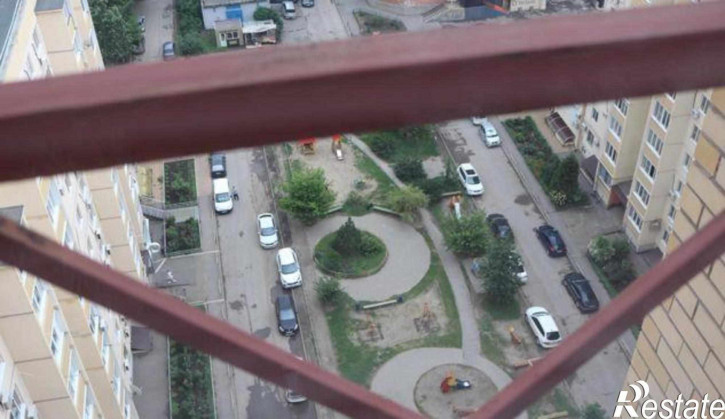 3-комн квартира Стабильная улица, 21