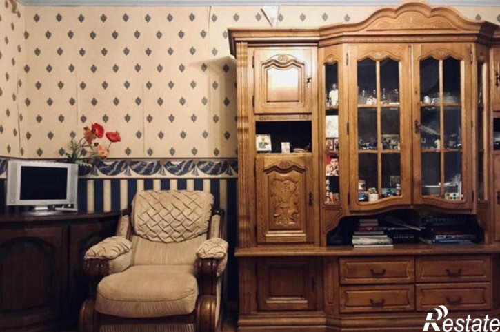 2-комн квартира улица Черепахина, 249