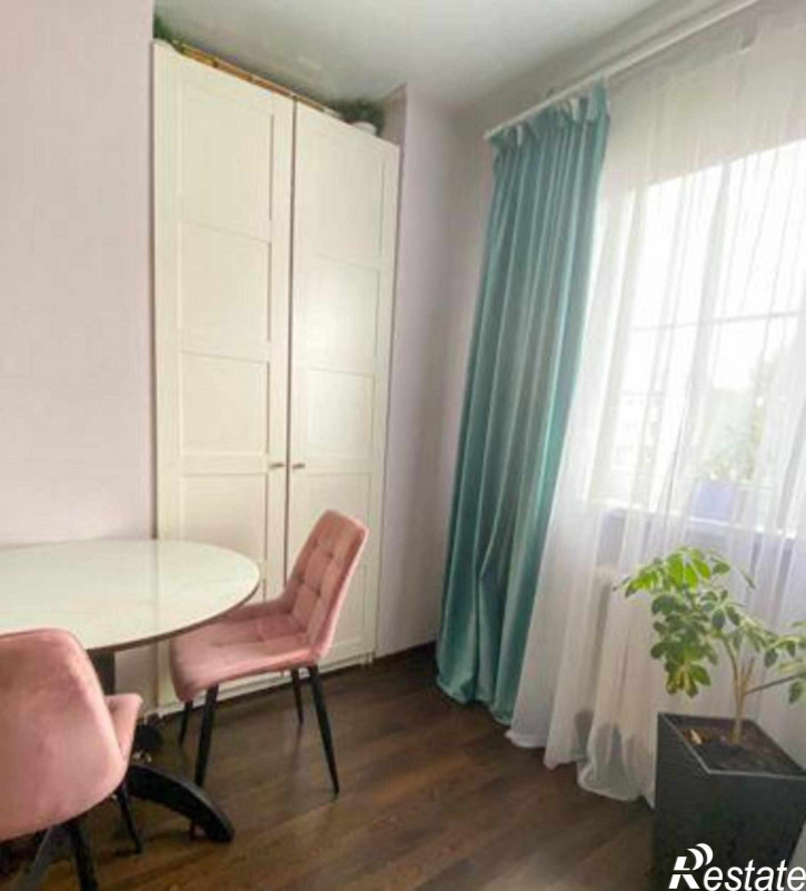 2-комн квартира улица Венеры, 21