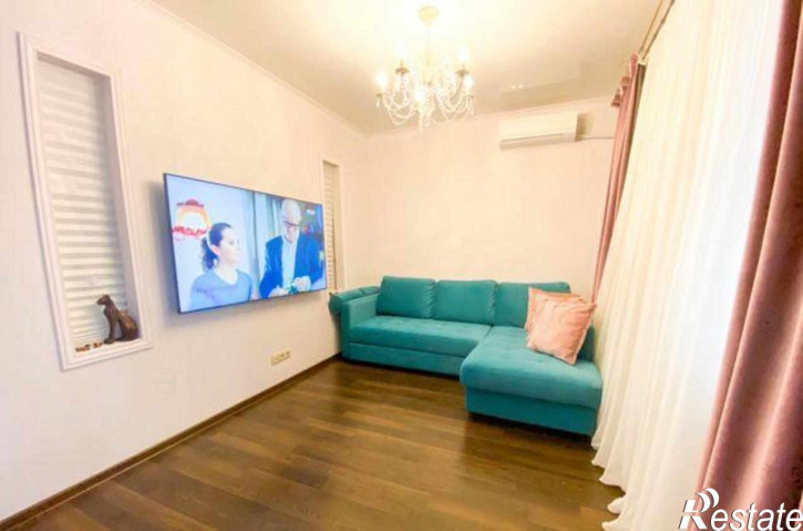 2-комн квартира улица Венеры, 21
