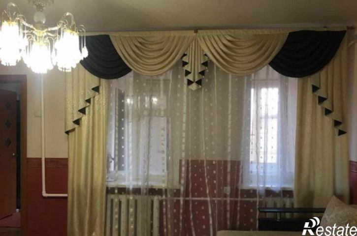 3-комн квартира улица Черепахина, 122/1