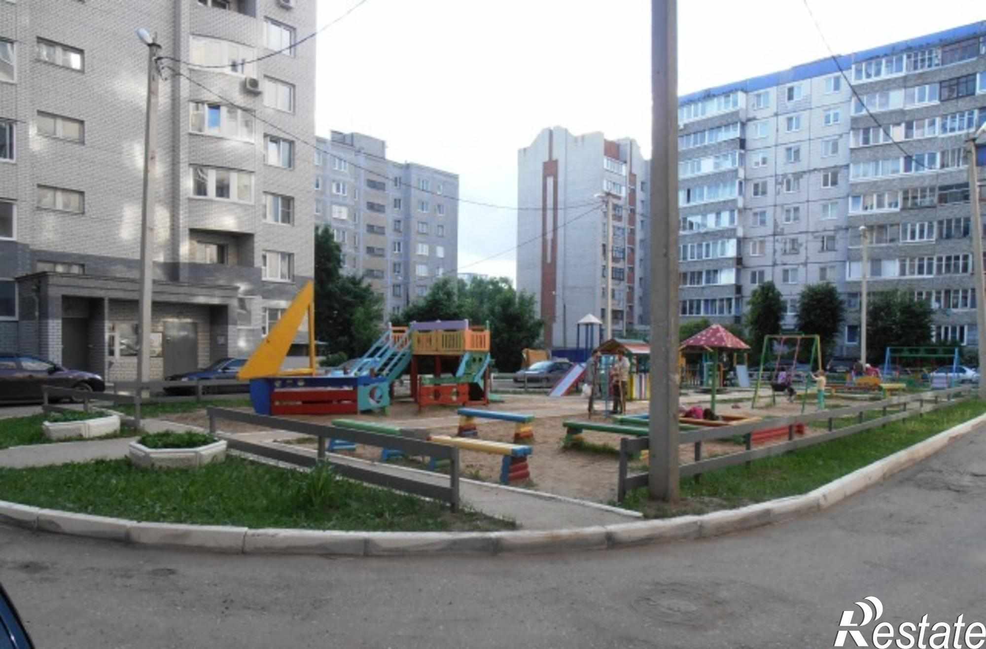Сдать квартиру за 20 000 рублей на Комиссарова ул, 4А