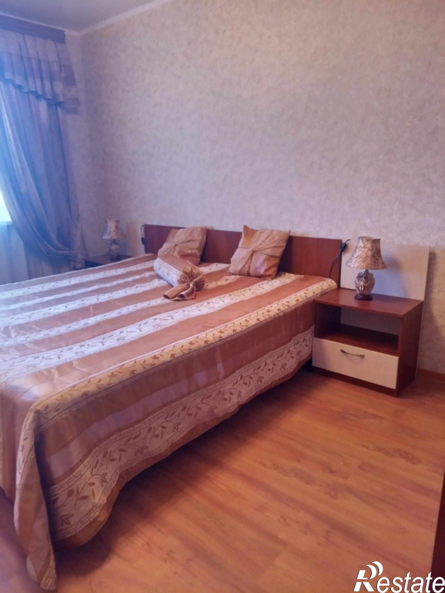 Сдать квартиру за 25 000 рублей на Строителей пр-кт, 15Е
