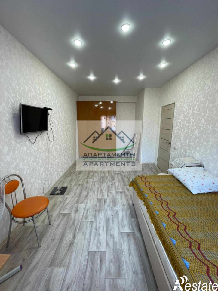 1-комн квартира Просторная ул, 15к2