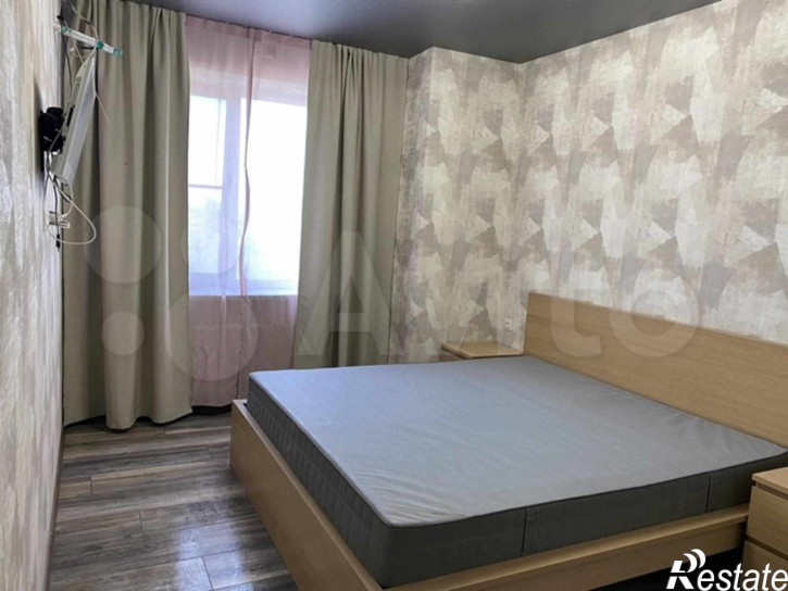 3-комн квартира Луначарского улица, 101