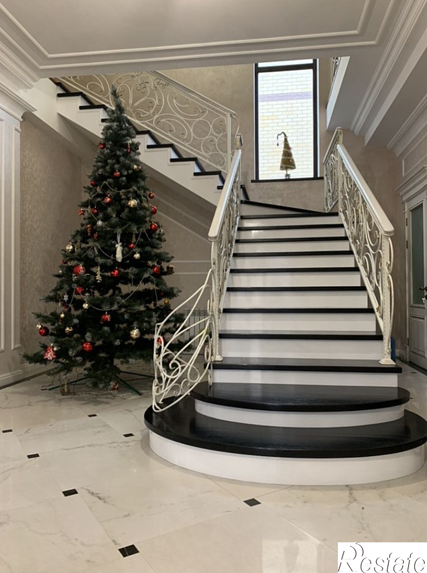 Купить дачу, дом, коттедж за 30 385 000 рублей на Сочинская улица