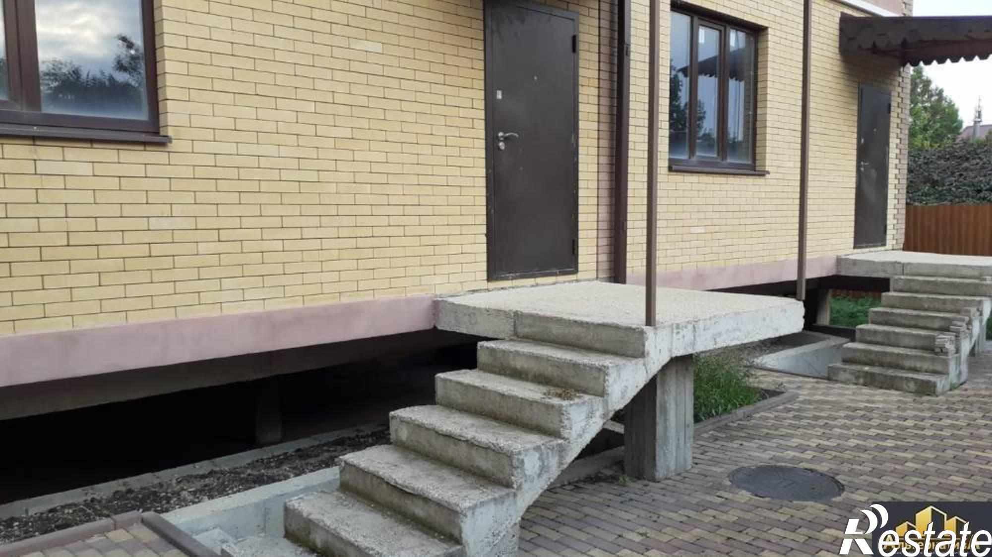 Купить дачу, дом, коттедж за 20 000 000 рублей на Фрунзе ул.