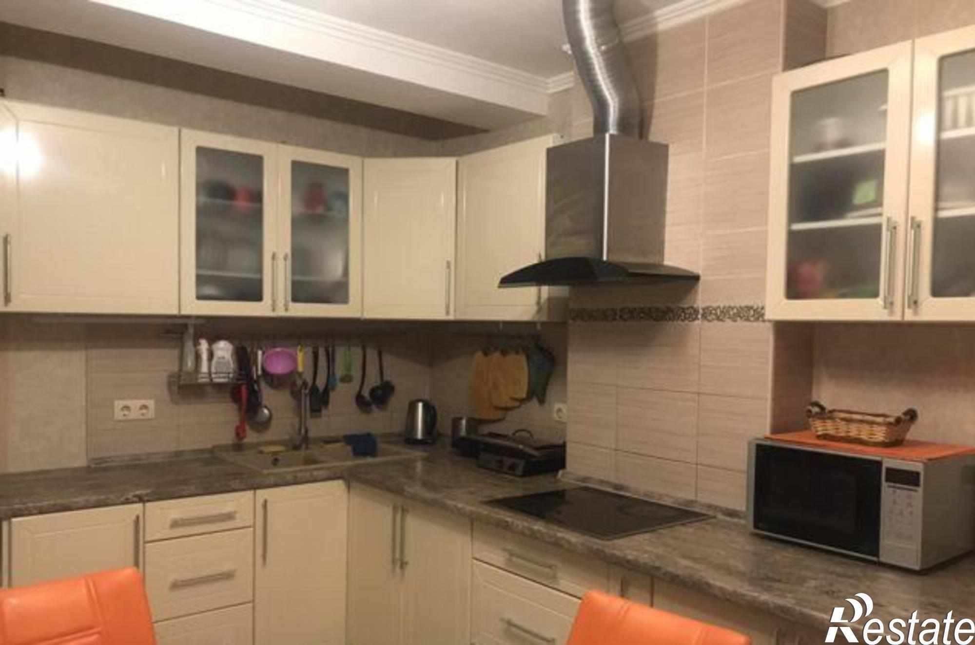Купить квартиру за 3 850 000 рублей на Двинская улица, 24/1