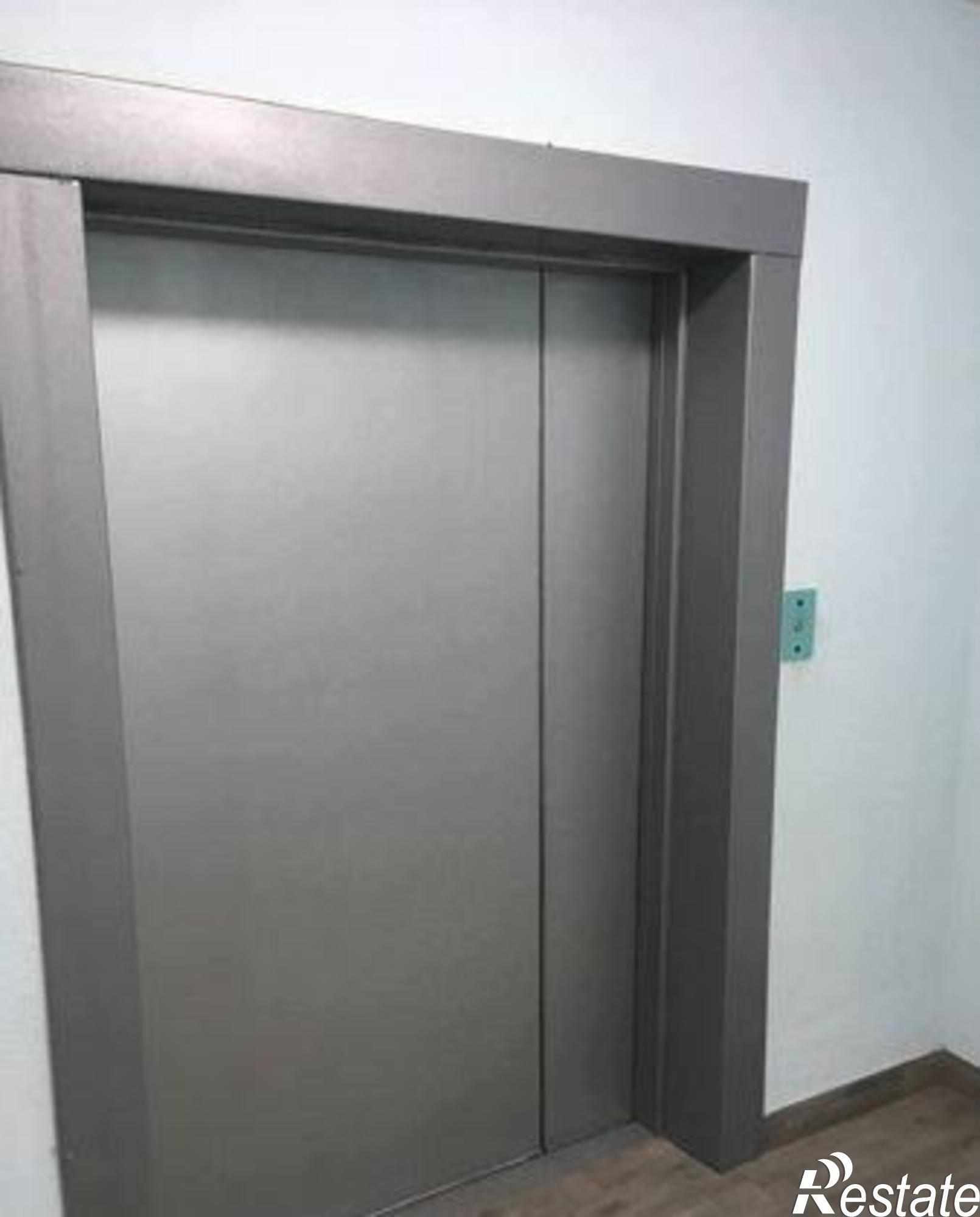 Купить квартиру за 3 290 000 рублей на улица Жмайлова, 4/2