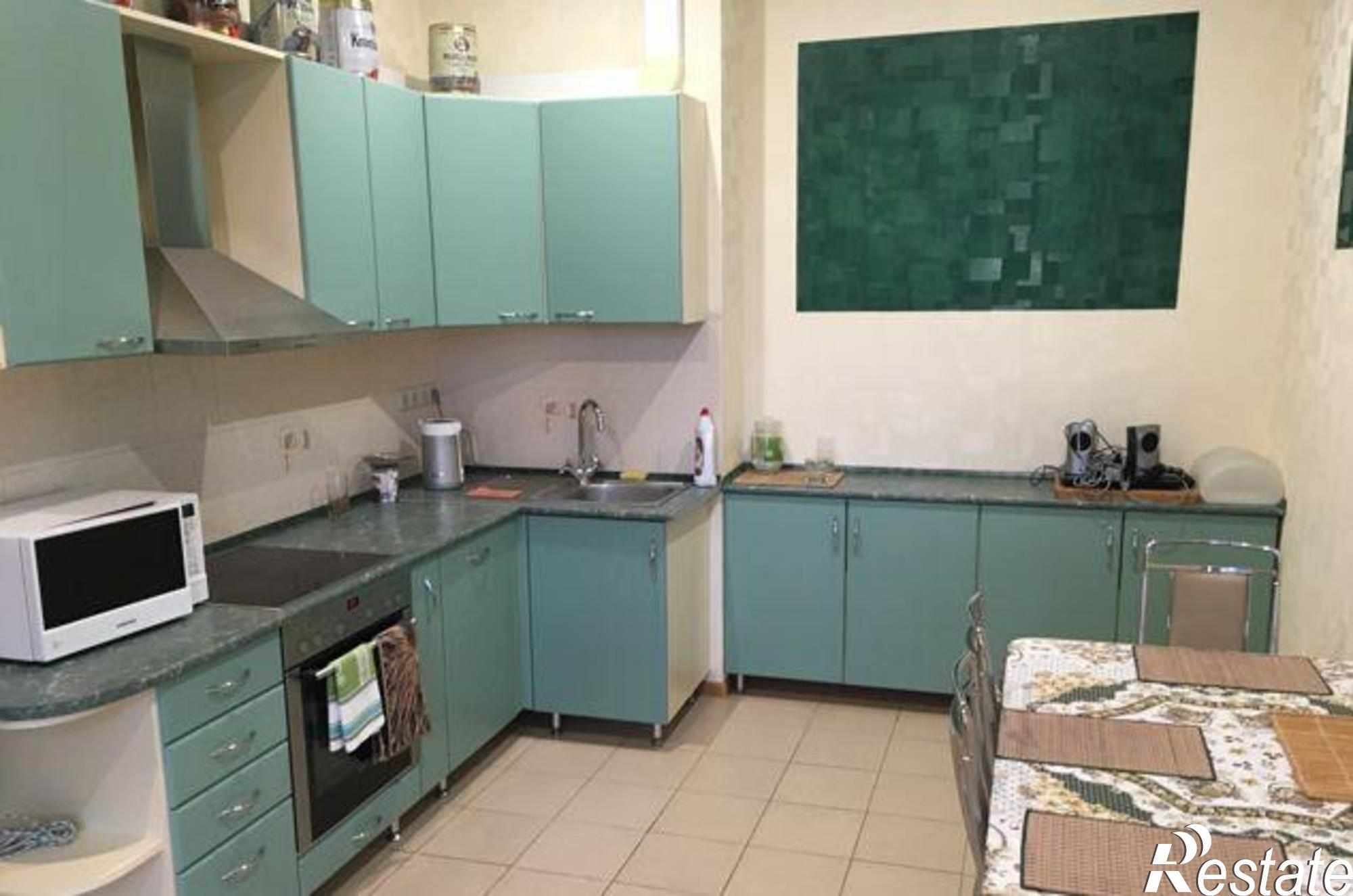 Купить квартиру за 8 930 000 рублей на площадь Гагарина, 6/87