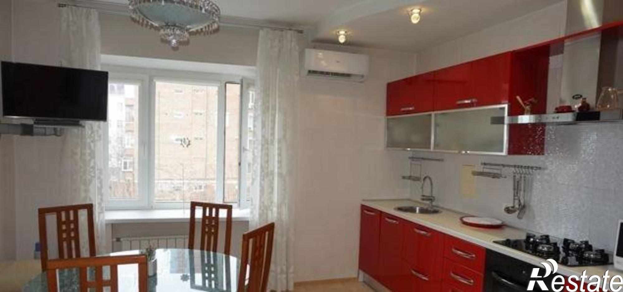 Купить квартиру за 11 000 000 рублей на Малый переулок, 19