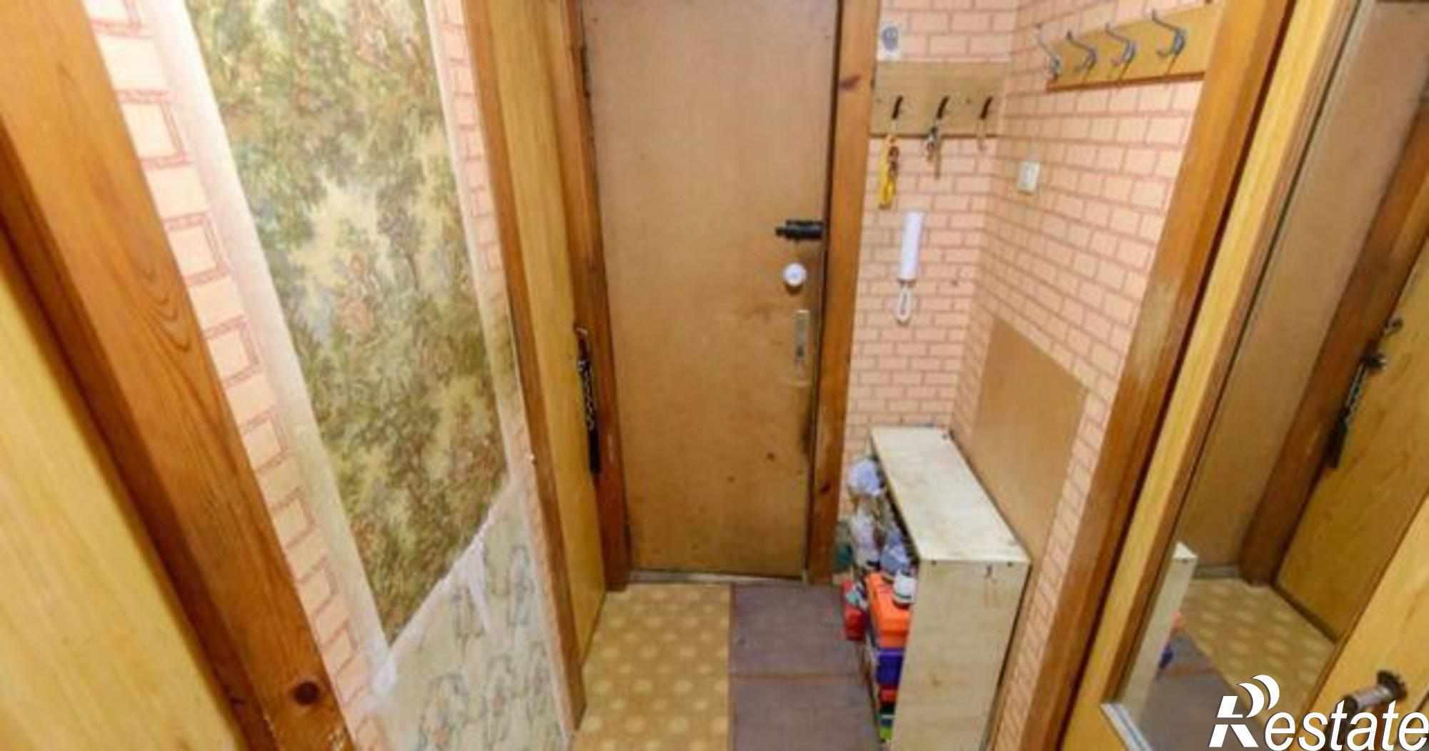 Купить квартиру за 2 160 000 рублей на Вятская улица, 39/2