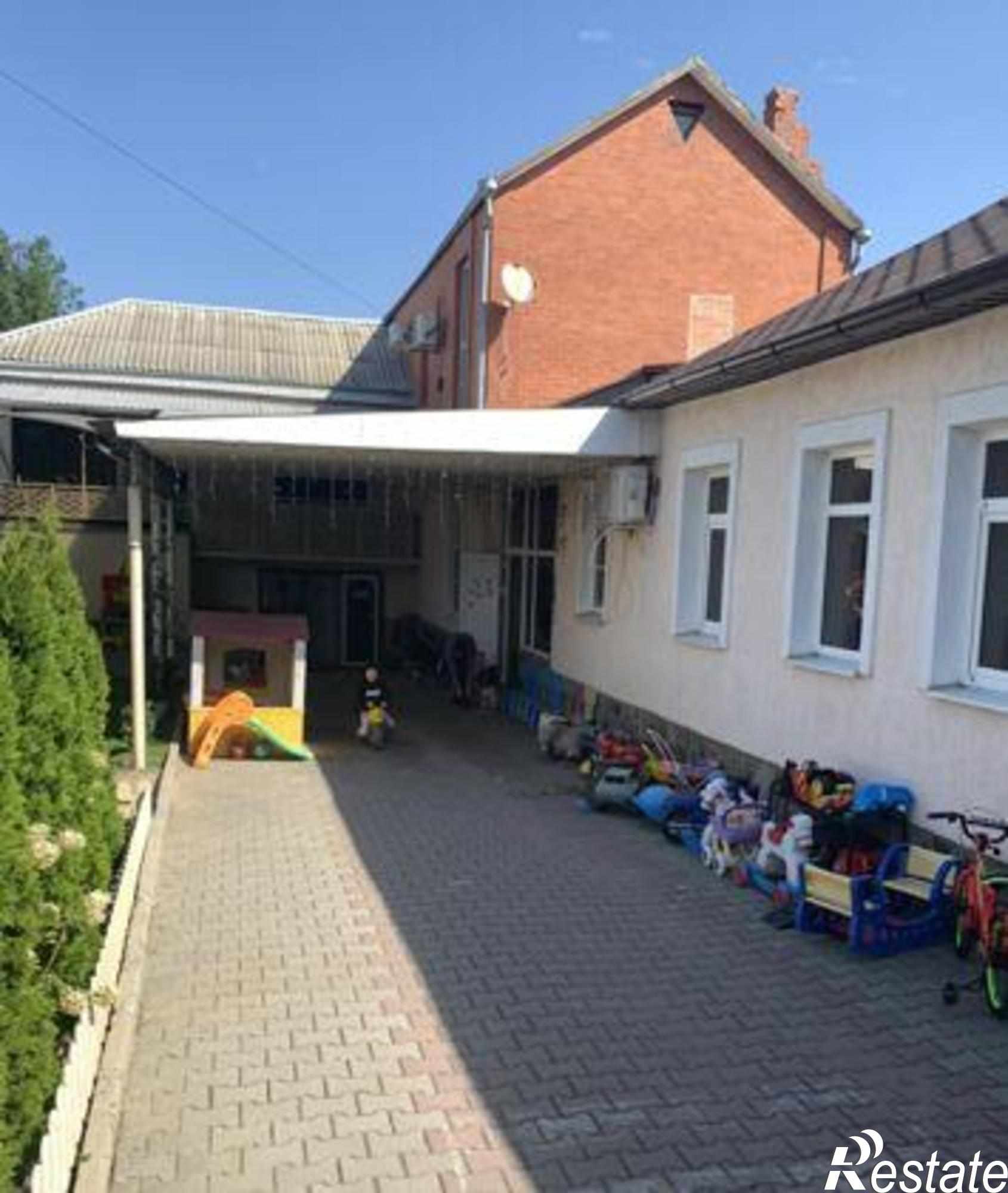 Купить дачу, дом, коттедж за 14 250 000 рублей на улица Смычки, 28