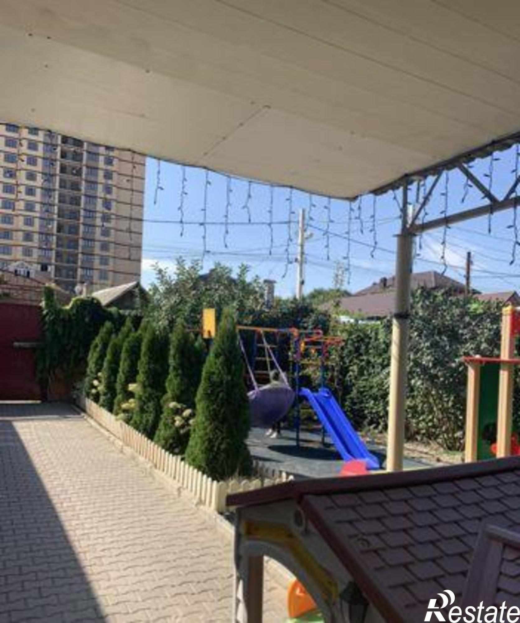 Купить дачу, дом, коттедж за 14 250 000 рублей на улица Смычки, 28