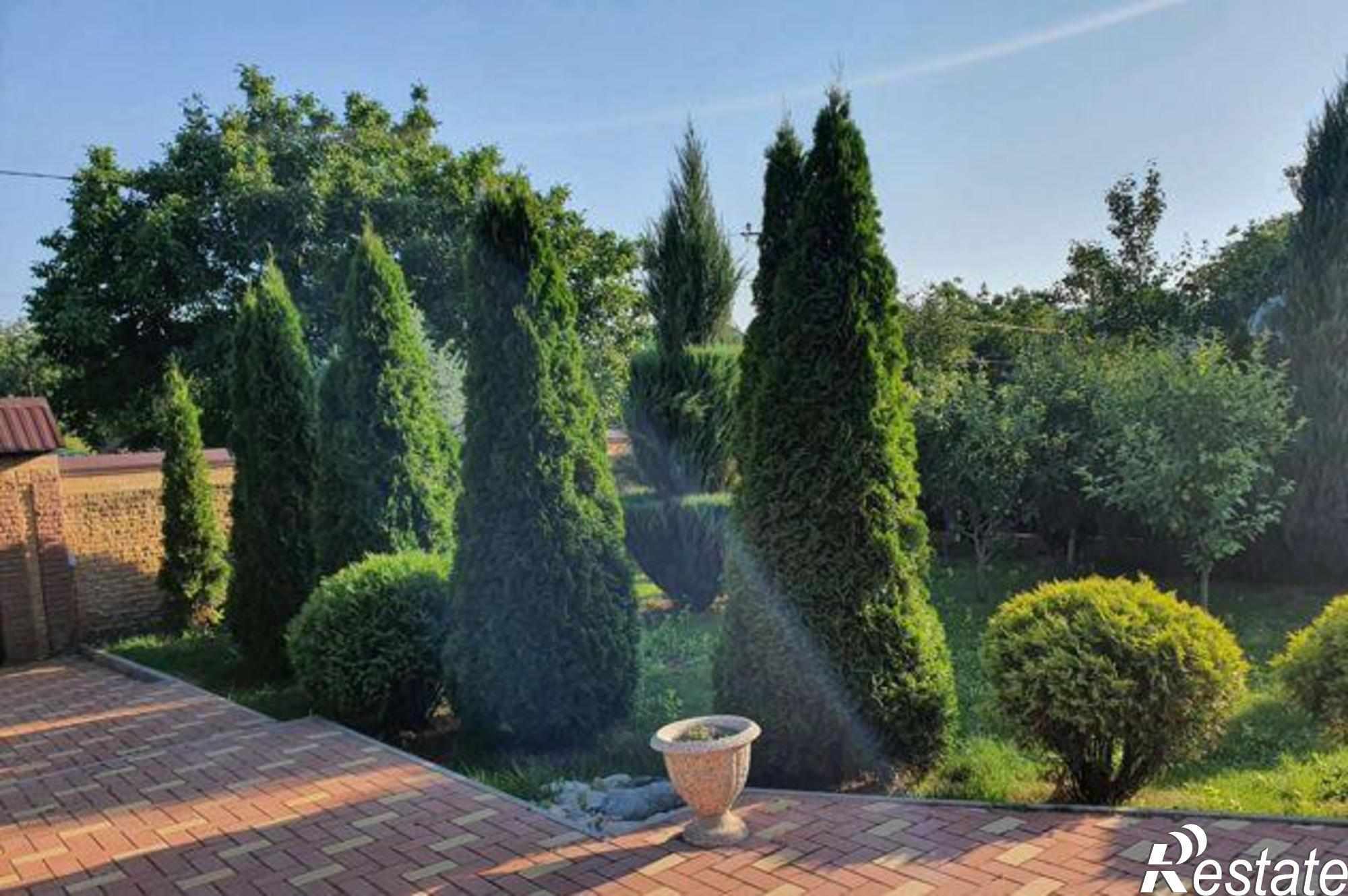 Купить дачу, дом, коттедж за 10 400 000 рублей на 6-я Канатная улица, 4