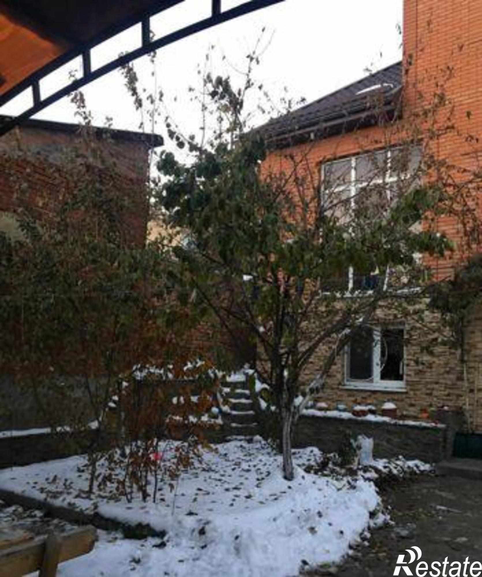 Купить дачу, дом, коттедж за 15 680 000 рублей на Очаковская улица, 81