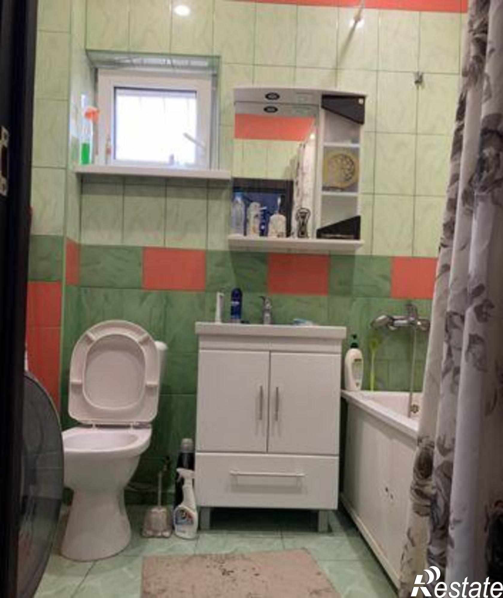 Купить дачу, дом, коттедж за 3 990 000 рублей на Калинина, 2/6