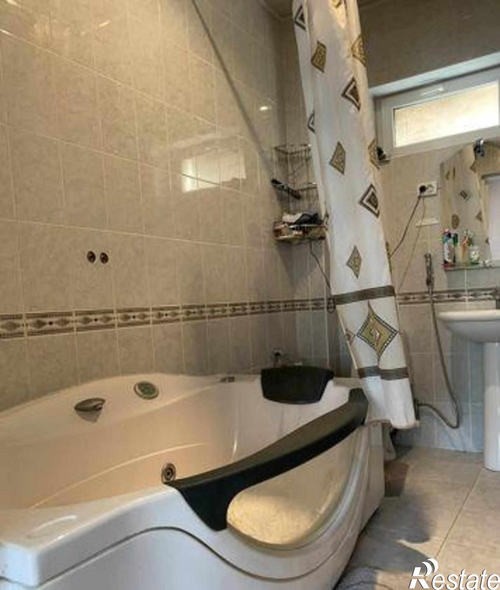 Купить дачу, дом, коттедж за 8 550 000 рублей на Путевая улица, 9