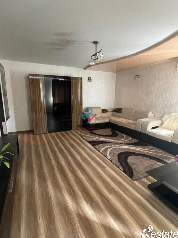 3-комн квартира улица Бакунина, 80А