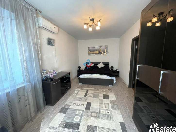 3-комн квартира улица Бакунина, 80А