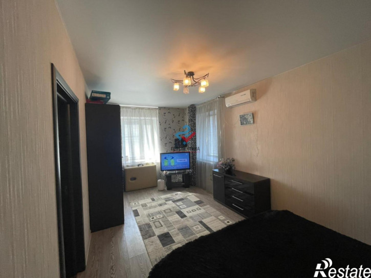 3-комн квартира улица Бакунина, 80А