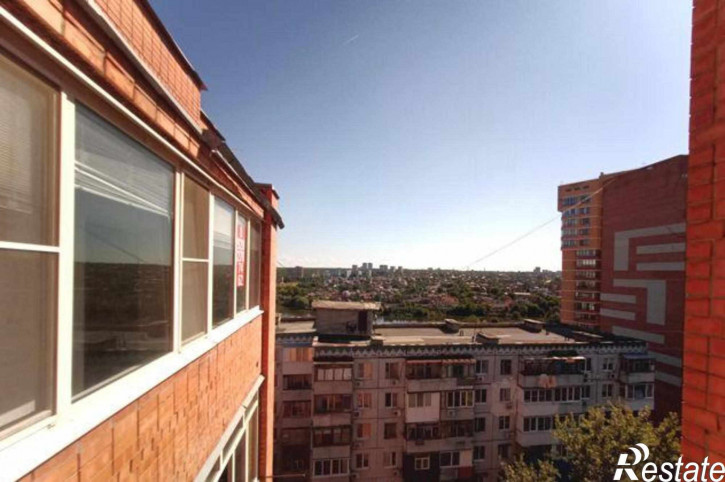2-комн квартира бульвар Комарова, 21А